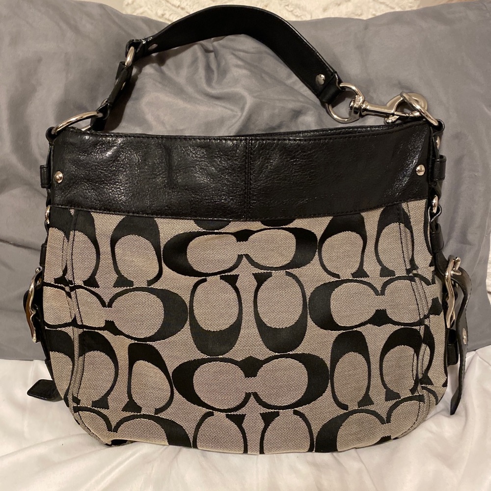 Black coach purse!